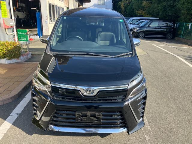 Toyota VOXY 2019
