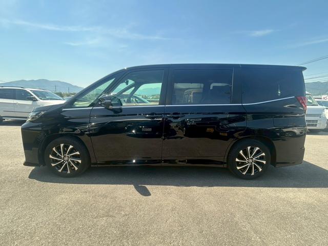 Toyota NOAH 2025