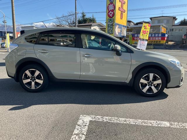 Subaru XV HYBRID 2016