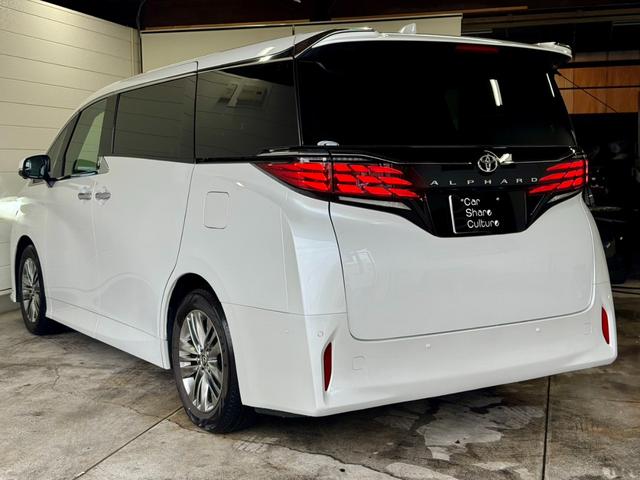 Toyota ALPHARD 2025