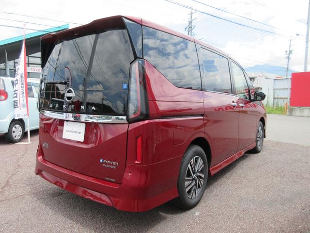 Nissan SERENA 2024