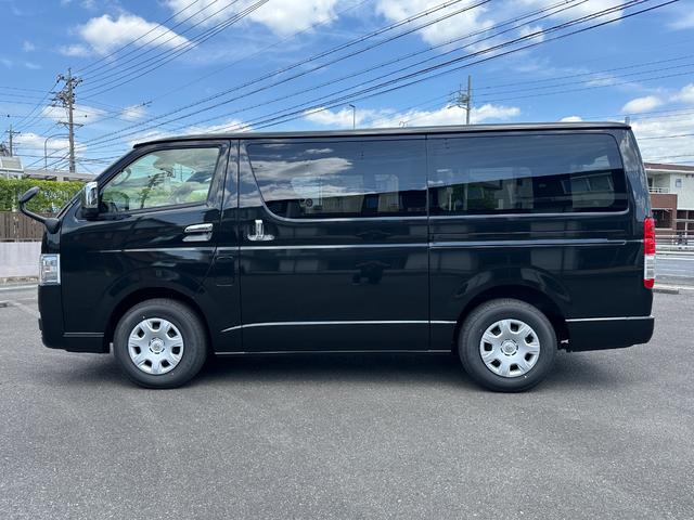 Toyota HIACE VAN 2026