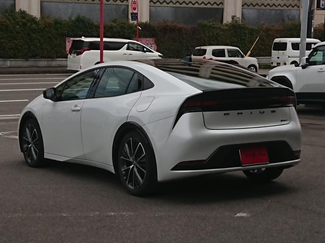 Toyota PRIUS 2023
