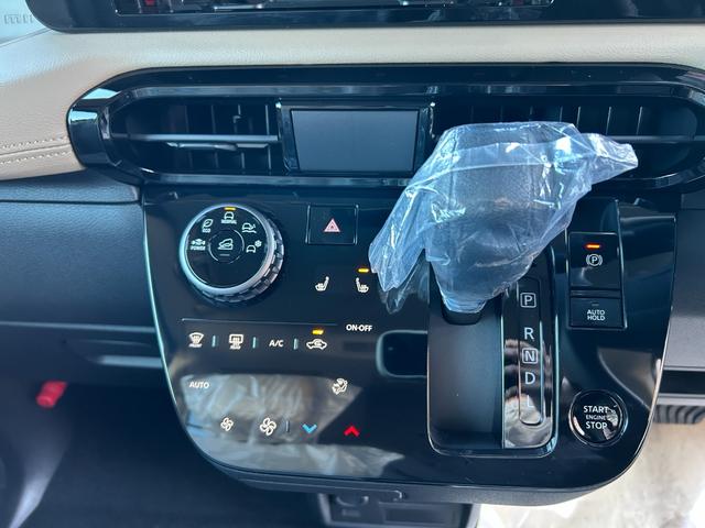 Mitsubishi DELICA MINI 2025