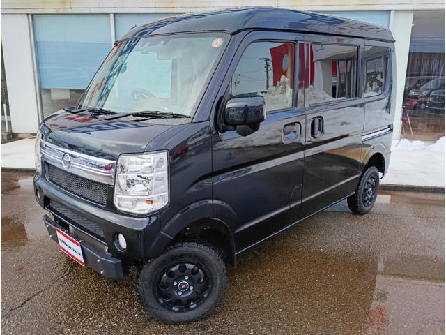 Nissan NV100 Clipper Van 2023