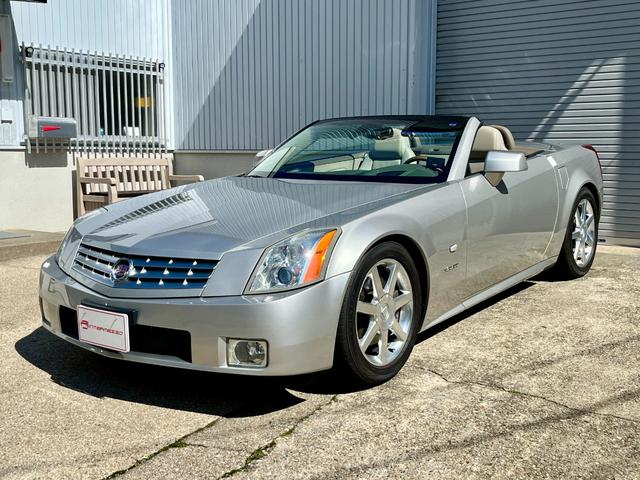 Cadillac CADILLAC XLR 2005