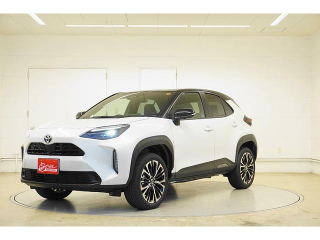 Toyota YARIS CROSS 2025