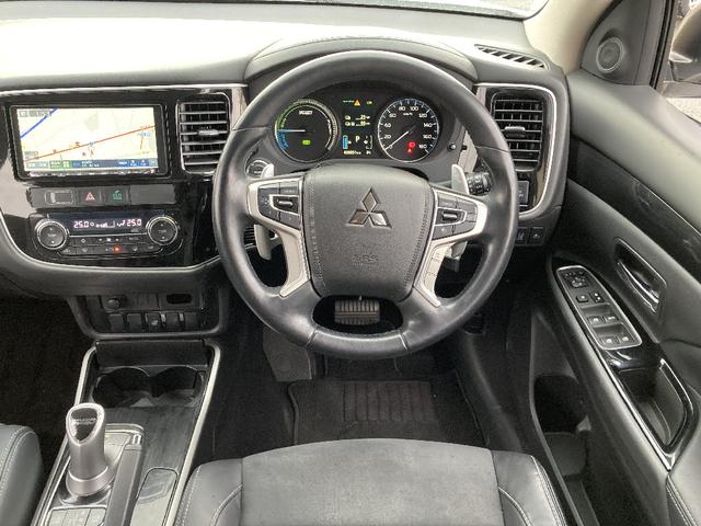 Mitsubishi OUTLANDER PHEV 2015