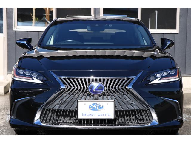 Lexus ES 2019