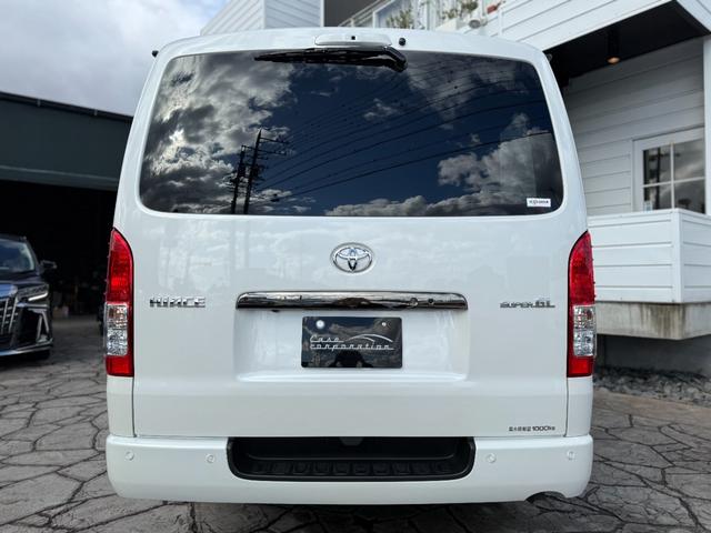 Toyota HIACE VAN 2025