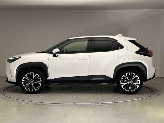 Toyota YARIS CROSS 2025