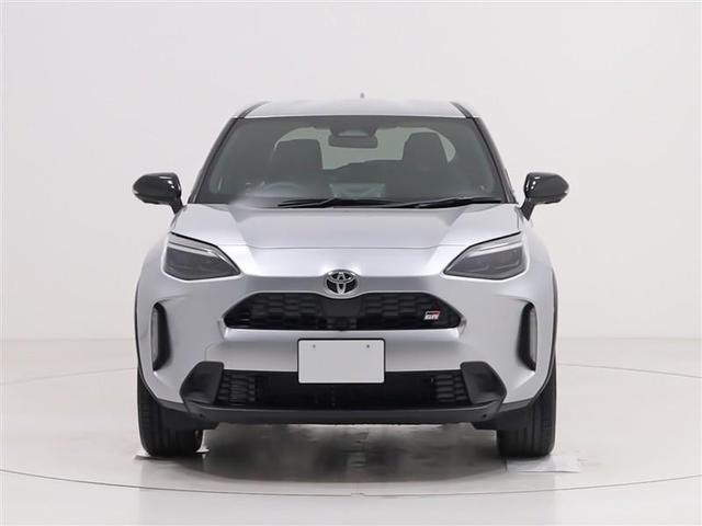Toyota YARIS CROSS 2025