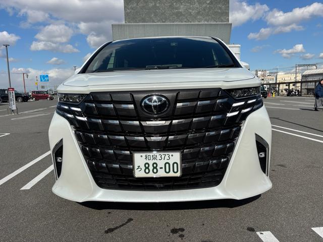 Toyota ALPHARD 2024