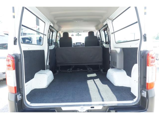 Nissan NV350 CARAVAN VAN 2018