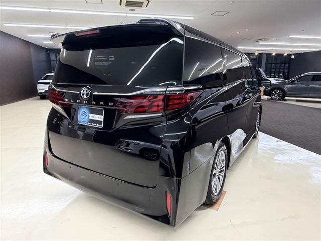 Toyota ALPHARD 2025
