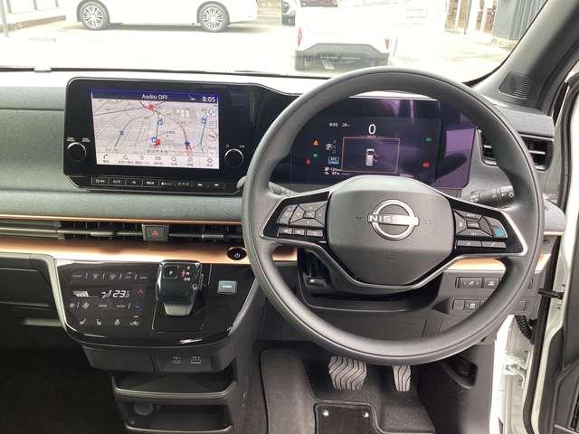 Nissan SAKURA 2024