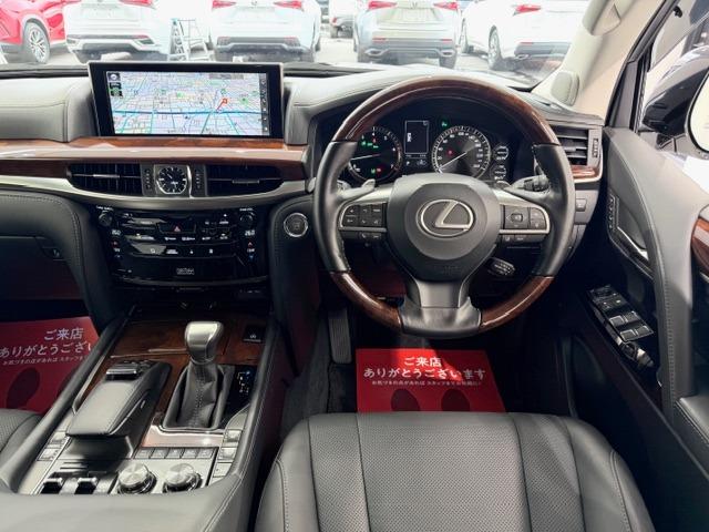 Lexus LX 2016