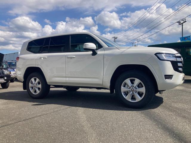 Toyota LAND CRUISER 2023