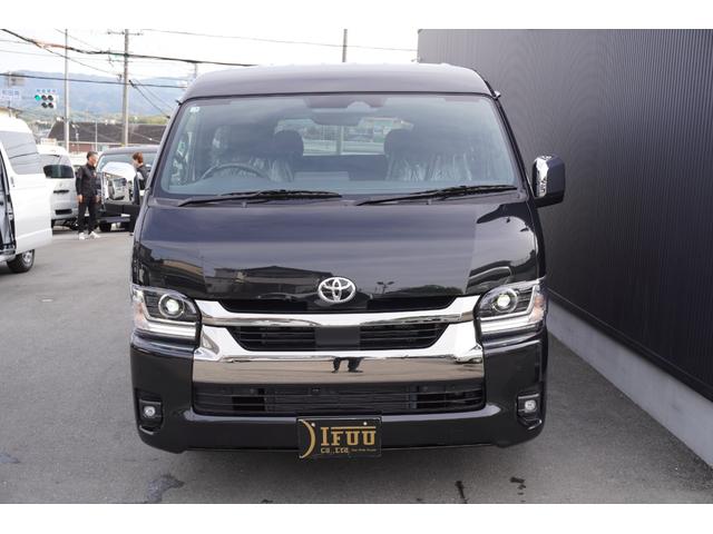 Toyota HIACE VAN 2026