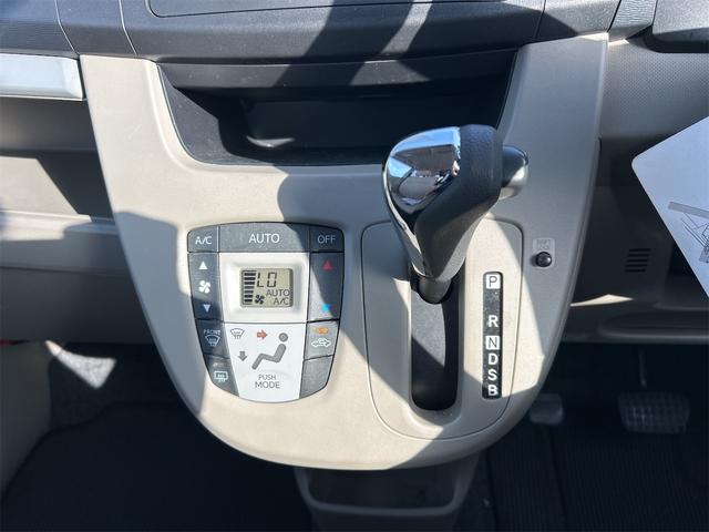 Daihatsu MOVE 2014
