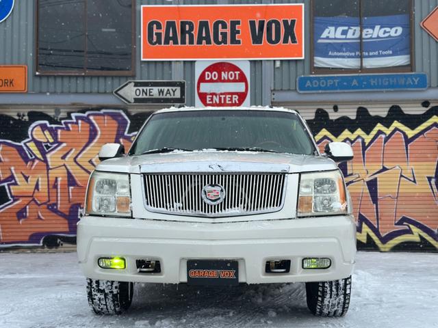 Cadillac CADILLAC ESCALADE 2004