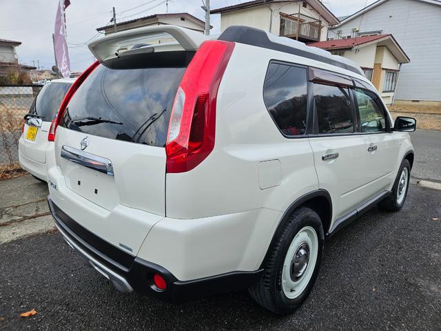 Nissan X-TRAIL 2011