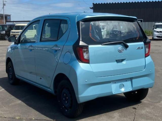 Daihatsu MIRA E:S 2023