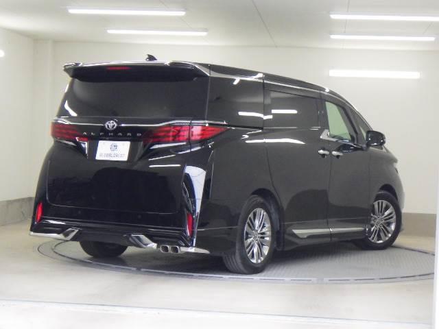 Toyota ALPHARD 2023