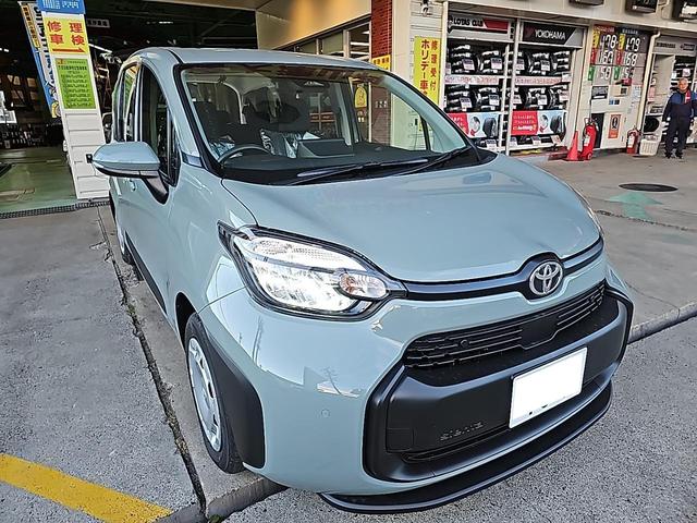 Toyota SIENTA 2025