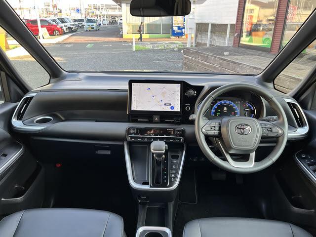 Toyota NOAH 2025