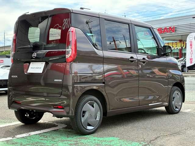 Nissan ROOX 2025