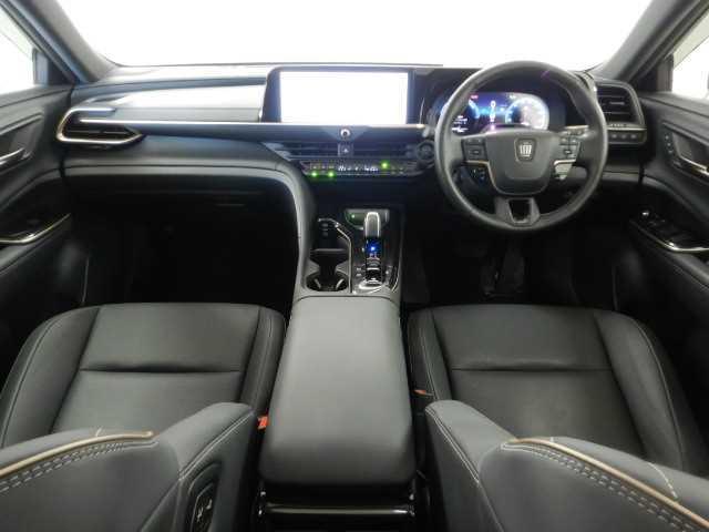 Toyota CROWN SPORT 2024