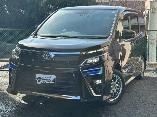 Toyota VOXY 2020