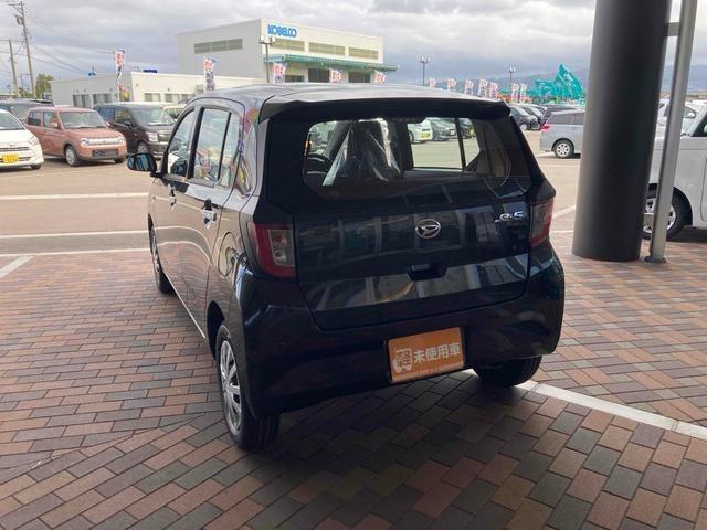 Daihatsu MIRA E:S 2025