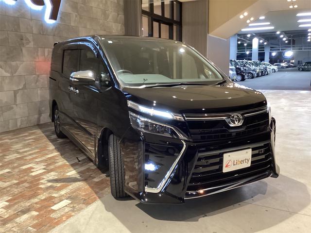 Toyota VOXY 2021