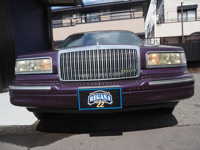 Lincoln LINCOLN TOWNCAR 1995