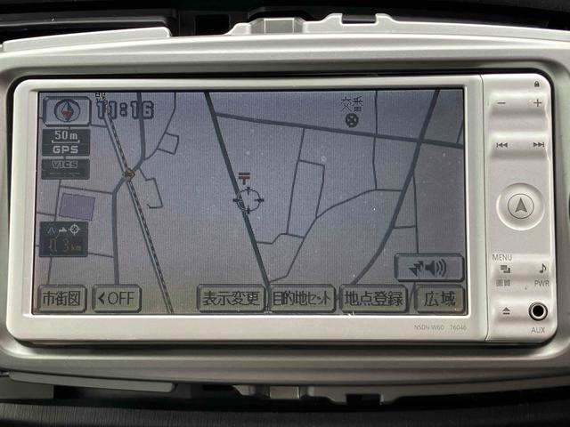 Toyota VITZ 2011