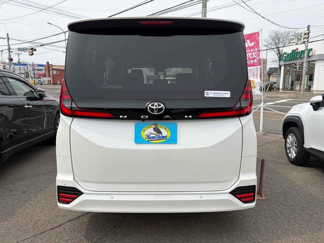 Toyota NOAH 2025