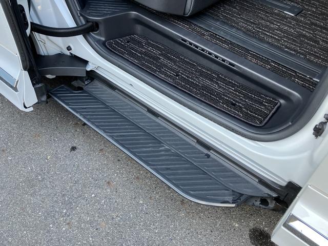 Toyota ALPHARD HYBRID 2023