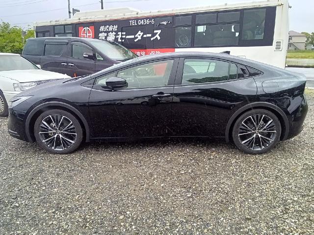 Toyota PRIUS 2024