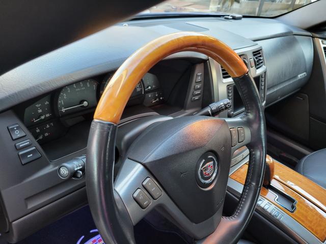 Cadillac CADILLAC XLR 2005