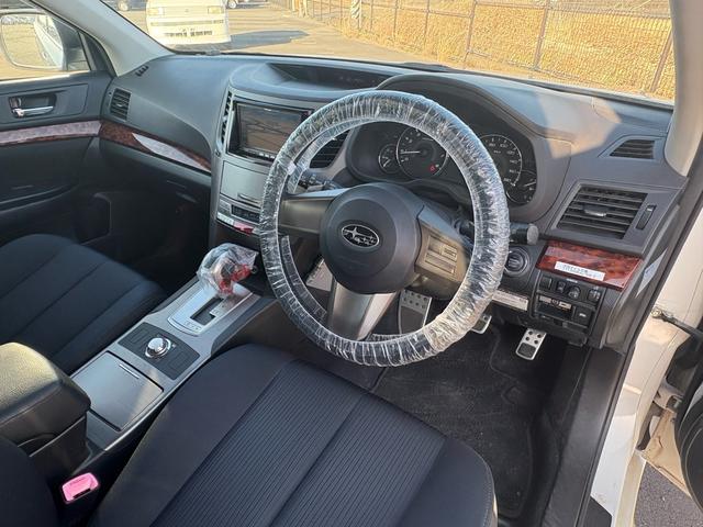 Subaru LEGACY TOURING WAGON 2010