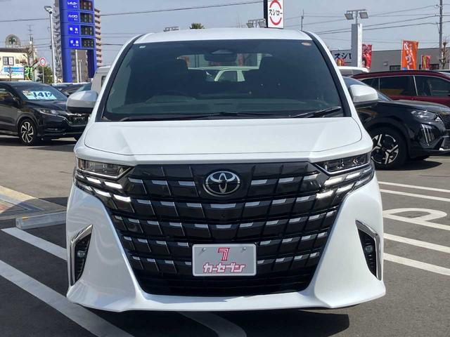Toyota ALPHARD 2025