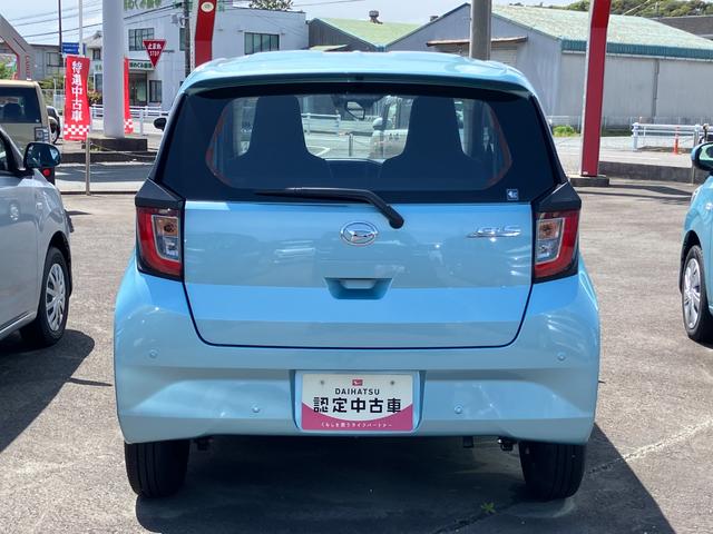 Daihatsu MIRA E:S 2024