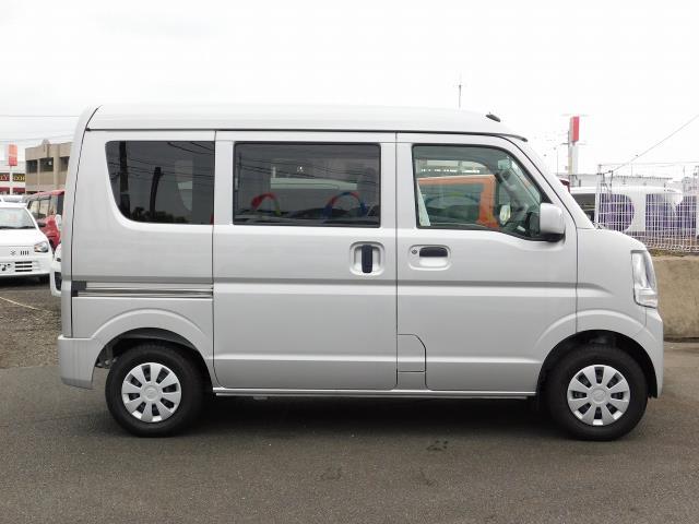 Nissan NV100 Clipper Van 2024