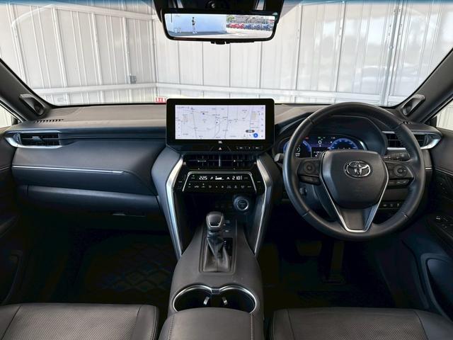 Toyota HARRIER HYBRID 2023