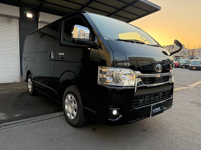 Toyota HIACE VAN 2025