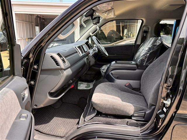 Toyota HIACE WAGON 2025