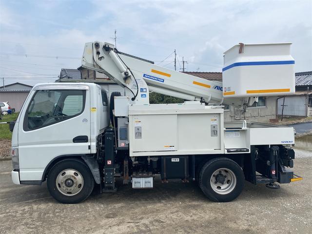 Mitsubishi Fuso CANTER 2011