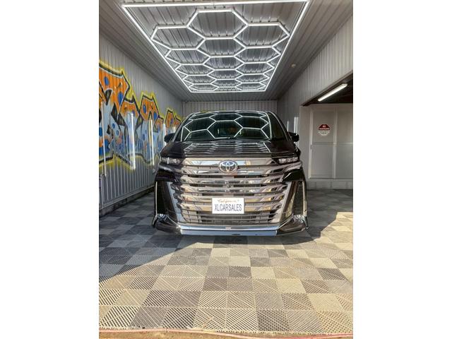 Toyota VELLFIRE HYBRID 2025
